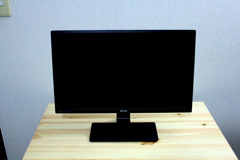 マルチディスプレイにするなら壁掛けがおすすめ ピコマガ