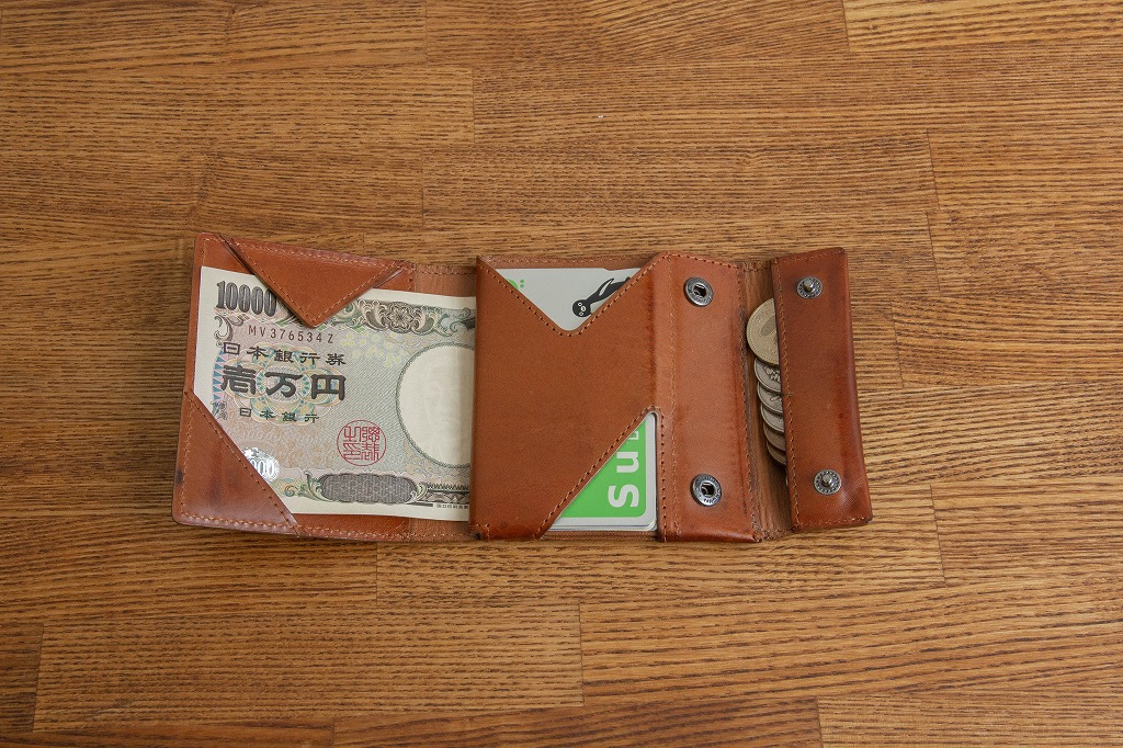 注目ショップ abrAsus アブラサス 薄い財布カードケース ブッテーロ