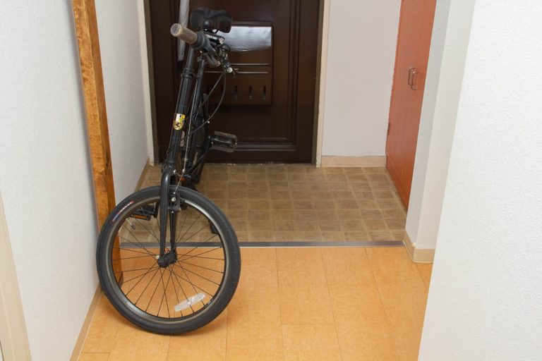 賃貸 自転車 室内